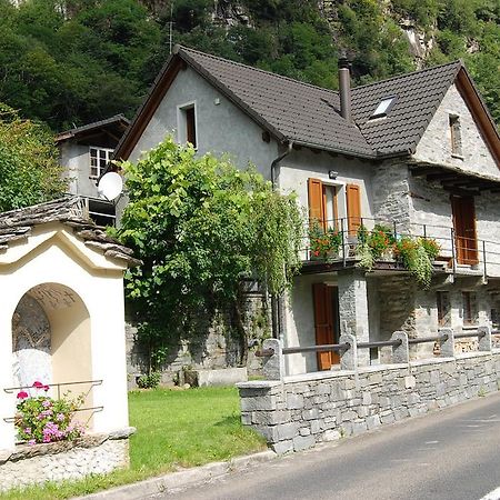 Casa Fontanella Villa Brione  Dış mekan fotoğraf